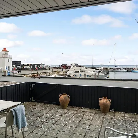 Prázdninový dům 2 Bedroom Gorgeous In *