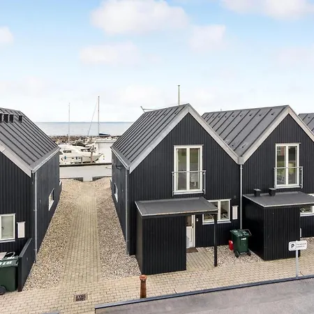 2 Bedroom Gorgeous In Holiday home Tranekaer