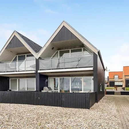 2 Bedroom Gorgeous In * Tranekaer