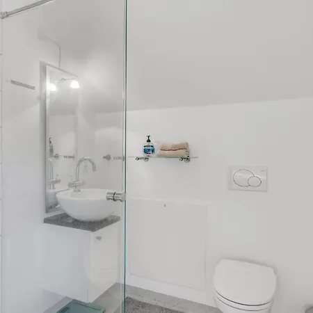 2 Bedroom Gorgeous In * Tranekaer