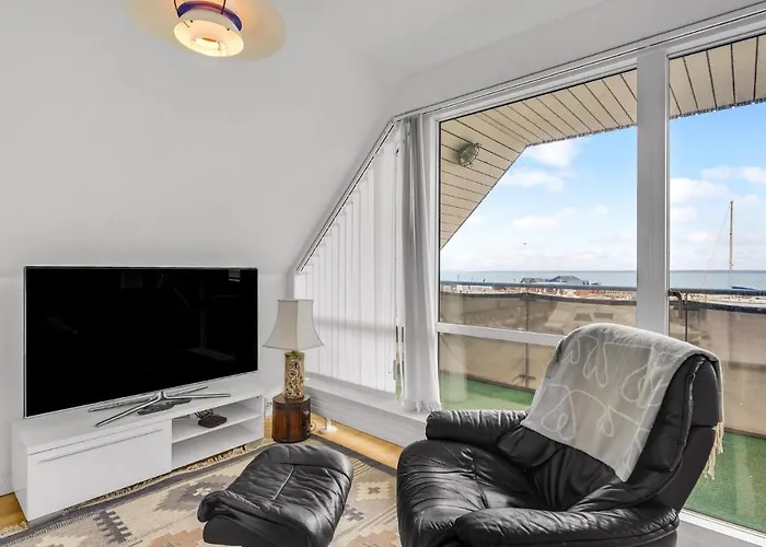 2 Bedroom Gorgeous In