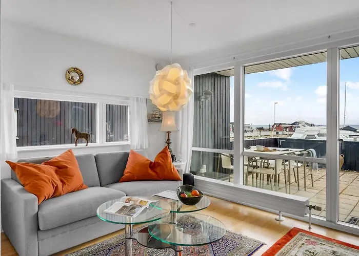 2 Bedroom Gorgeous In