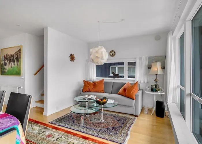 2 Bedroom Gorgeous In Tranekær