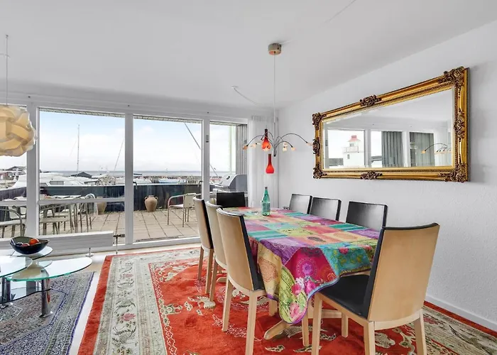 2 Bedroom Gorgeous In Prázdninový dům Tranekær